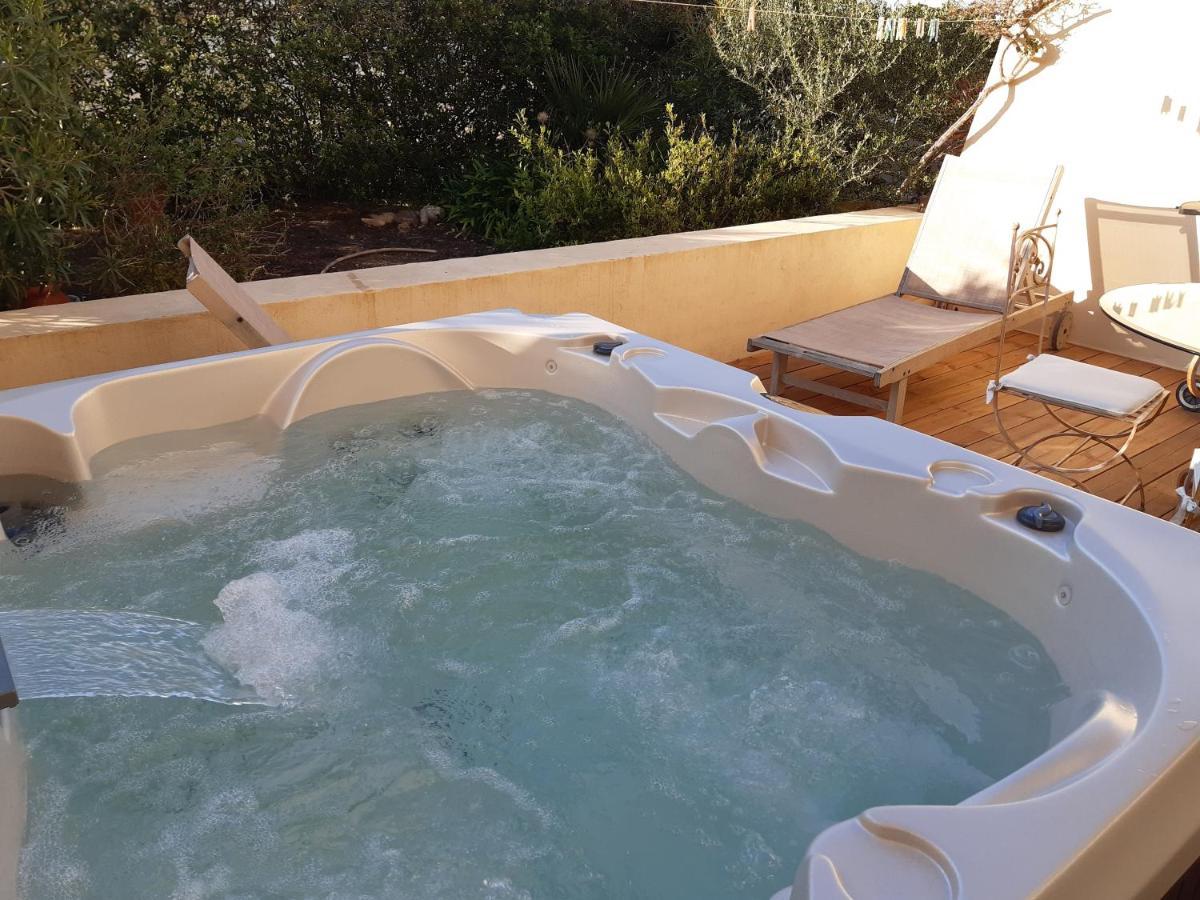 T2 Renove 100M Plage Avec Spa Privatif Entre Calvi Et Ile Rousse Lumio  Exteriör bild